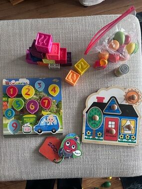 Kids/toddler toy bundle, soft blocks, play food, wooden puzzles Melissa and Doug